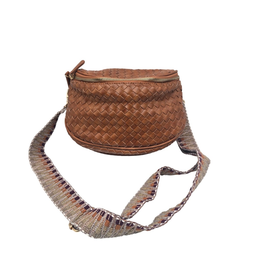 Ah-Dorned Woven Leather Crossbody Bag Tan Gold Hardware Adjustable Strap‎